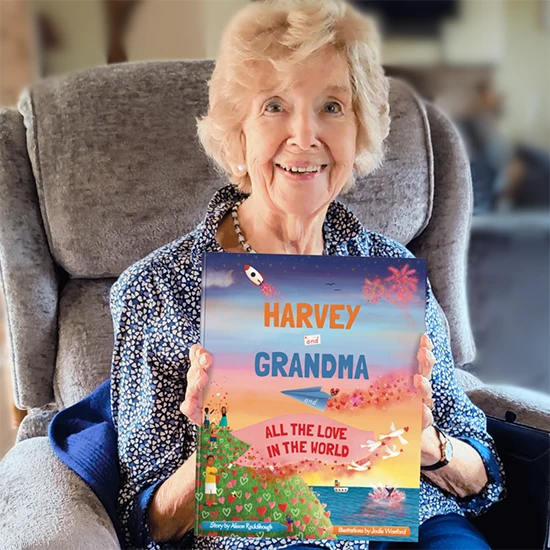 grandma-reading-all-the-love